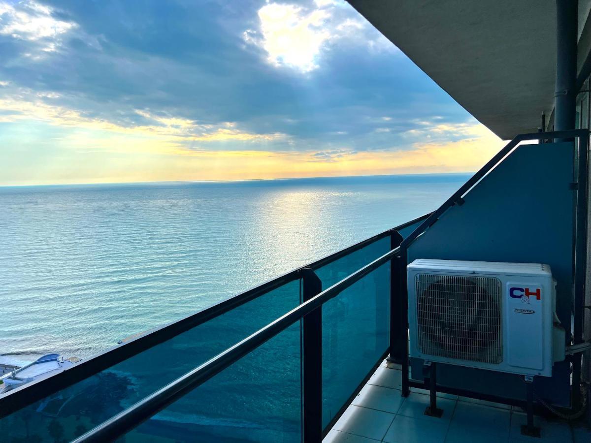 Orbi Beach Tower Aparts Batumi Exteriér fotografie